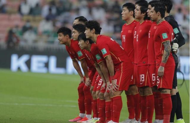 世界公认足球是中国发明的吗,现代足球可以踢过九十年代足球吗