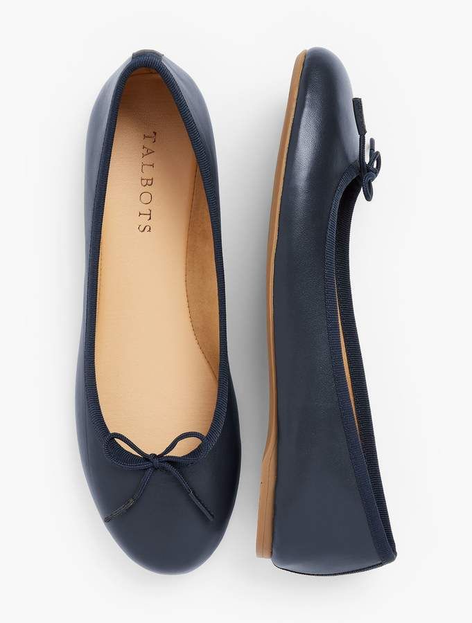 了解各种各样的鞋子,不同鞋子带给穿搭的风格都不一样