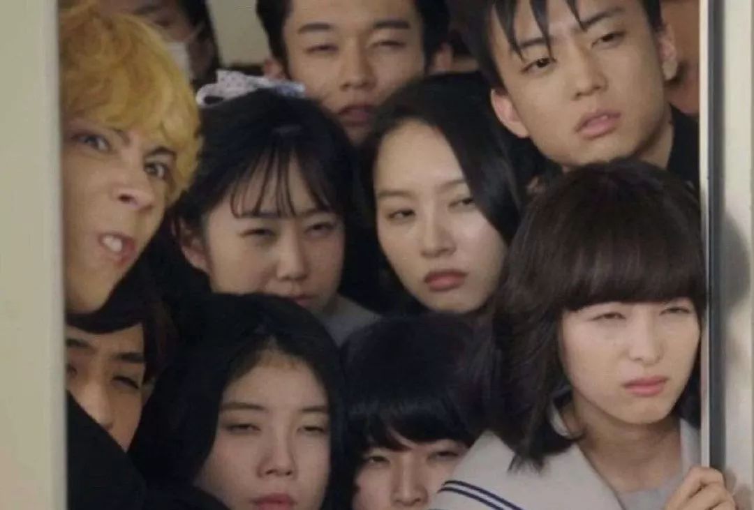 流行的丑裙子,适合春天穿的裙子有哪些