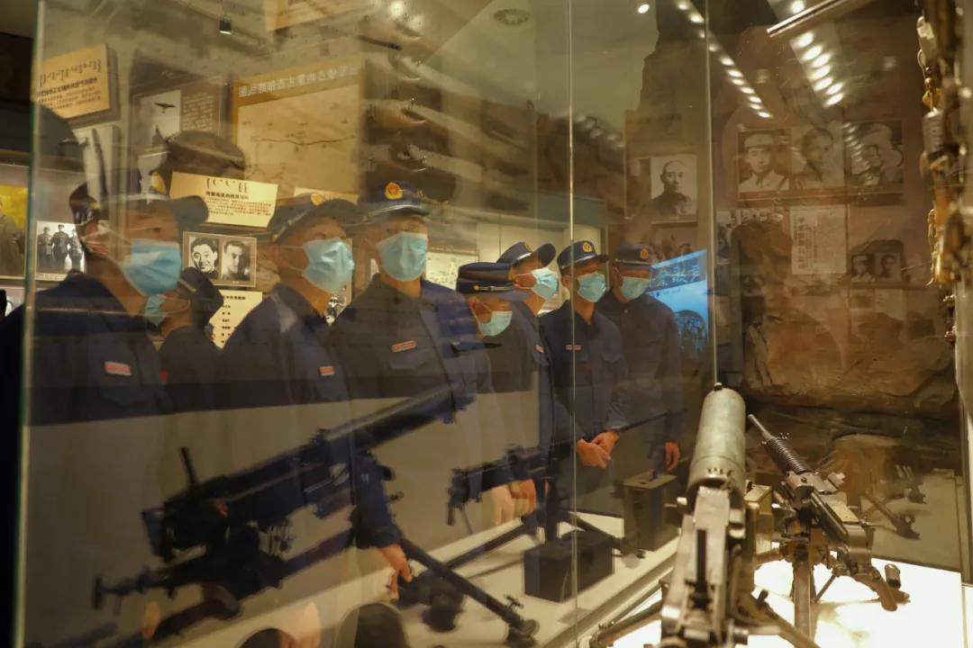 学*党**史践初心|“学、悟、办、开”推动*党**史学习教育走深走实