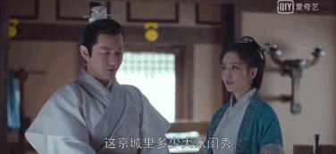 杨烁从年轻到现在颜值变化,杨烁是帅还是有魅力