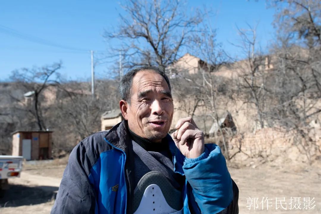 一不小心扭到腰了怎么能治好,一不小心摔坏了脚