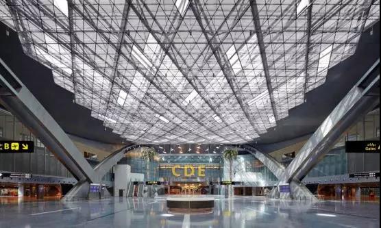 卡塔尔航空777经济舱体验,卡塔尔航空qsuite商务舱是哪个飞机