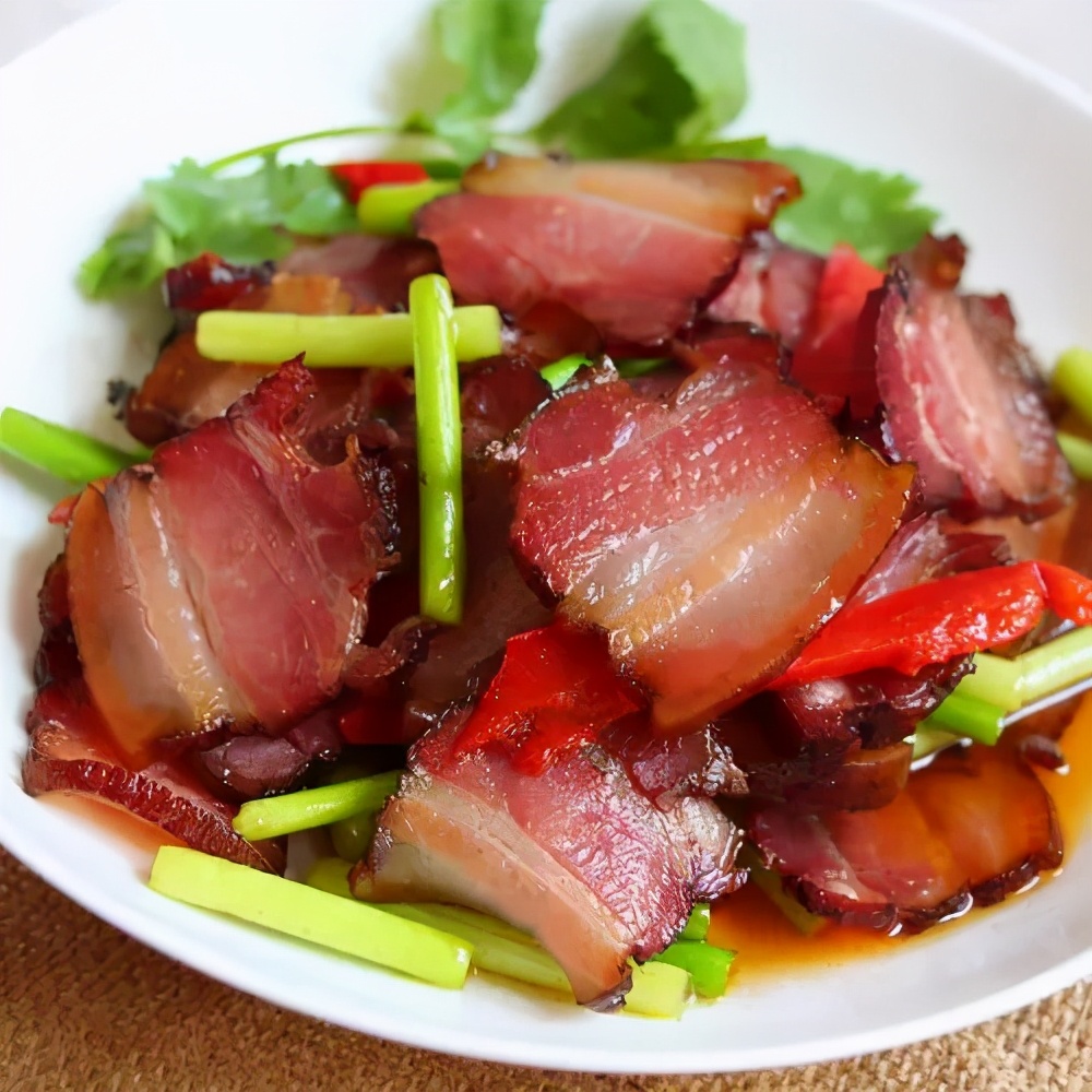 腊肉发霉了洗干净还能吃吗,腊肉发霉了洗干净了还能吃吗