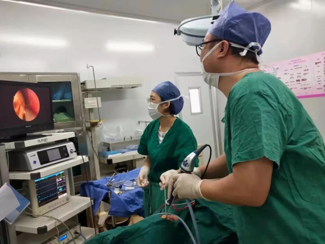 鼻窦炎鼻息肉术后复查有小囊肿,鼻窦炎鼻息肉开刀以后要复查几次