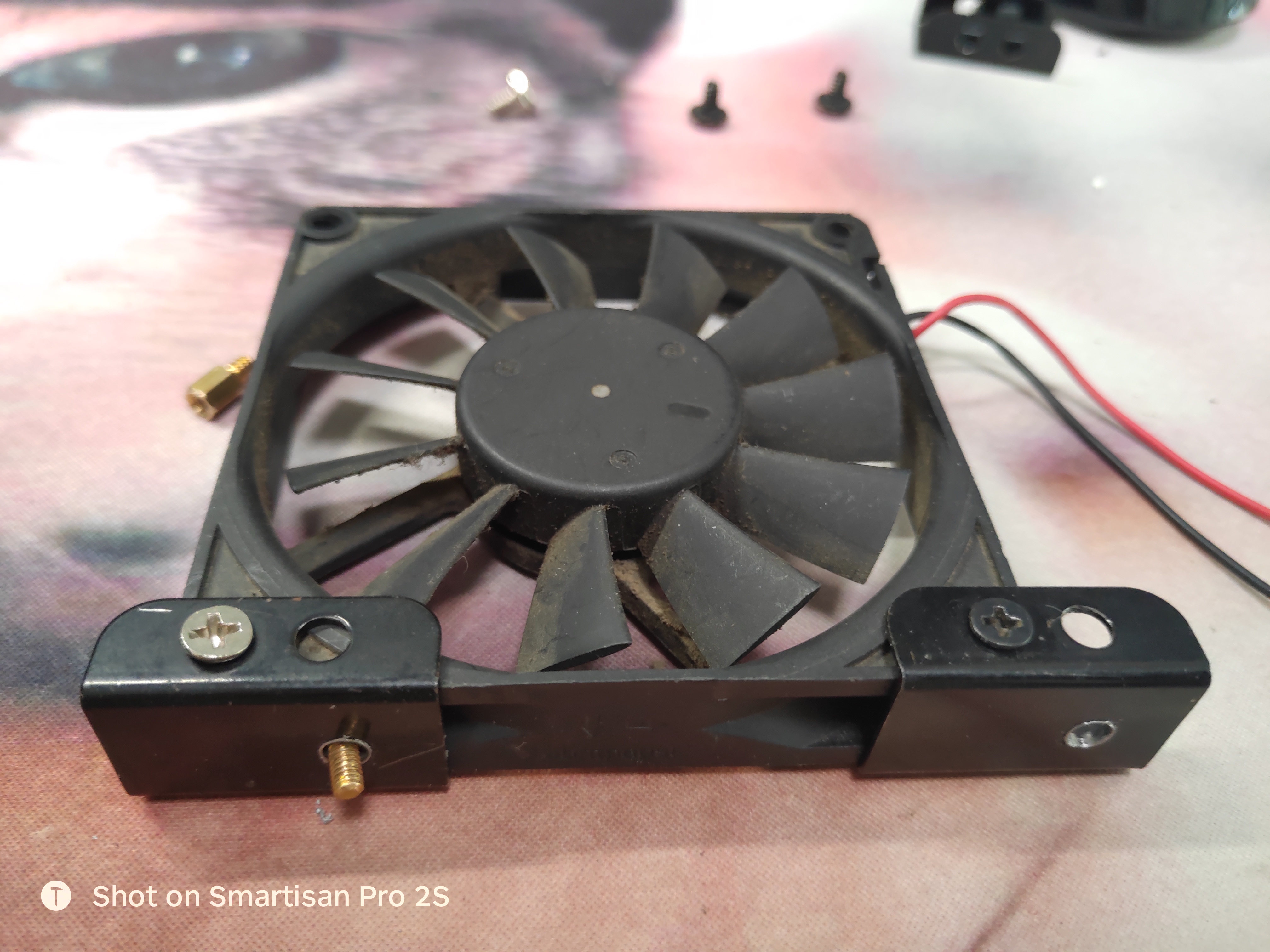 日常捡垃圾：60块包邮sinoc小机箱送电源和音响，真香？