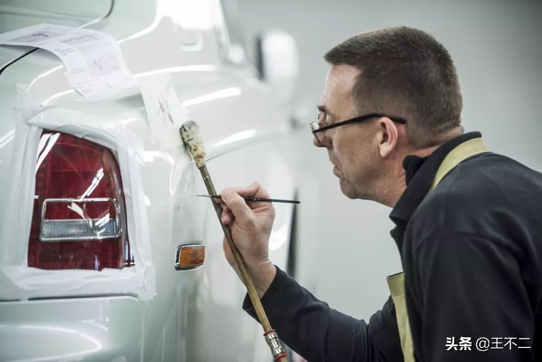 暗夜君王库里南视频,暗夜君王库里南街拍