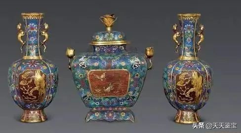 景泰蓝属于工艺品还是艺术品,木雕工艺品与景泰蓝谁价值高