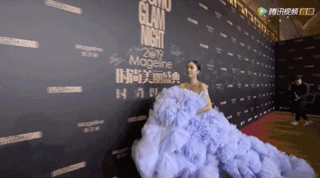 郎朗的老婆吉娜高情商堪称完美,郎朗老婆吉娜ins