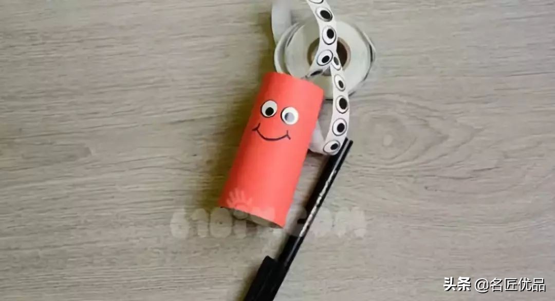 跟宝贝一起完成小螃蟹手工制作,手工制作幼儿园简单手工螃蟹