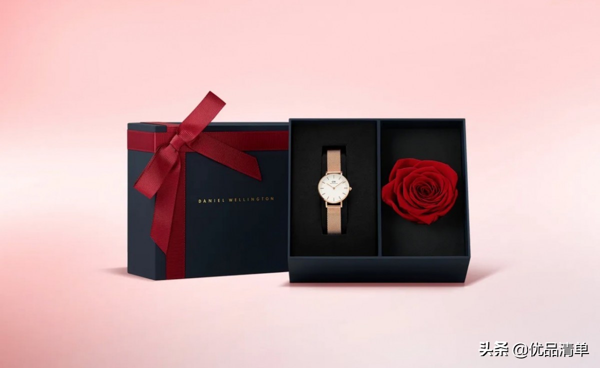 DW再出“绝招”，推出七夕限定樱粉色手表，干练之余不失女性柔美