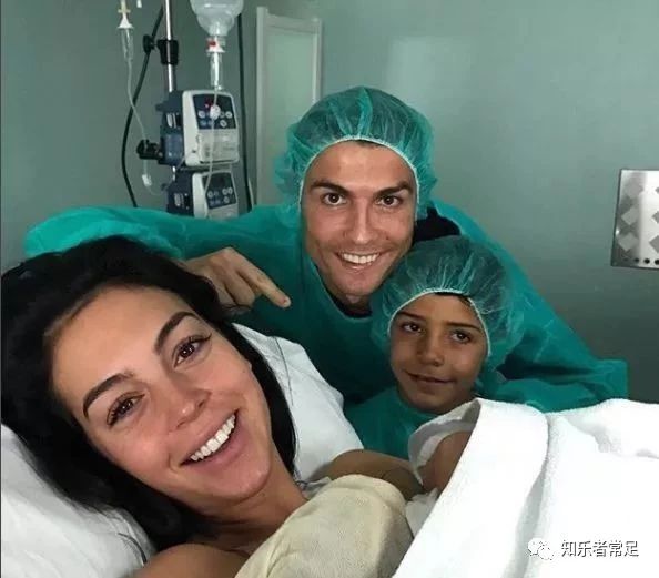 世界足球太太团颜值排行榜,国足太太团颜值爆表