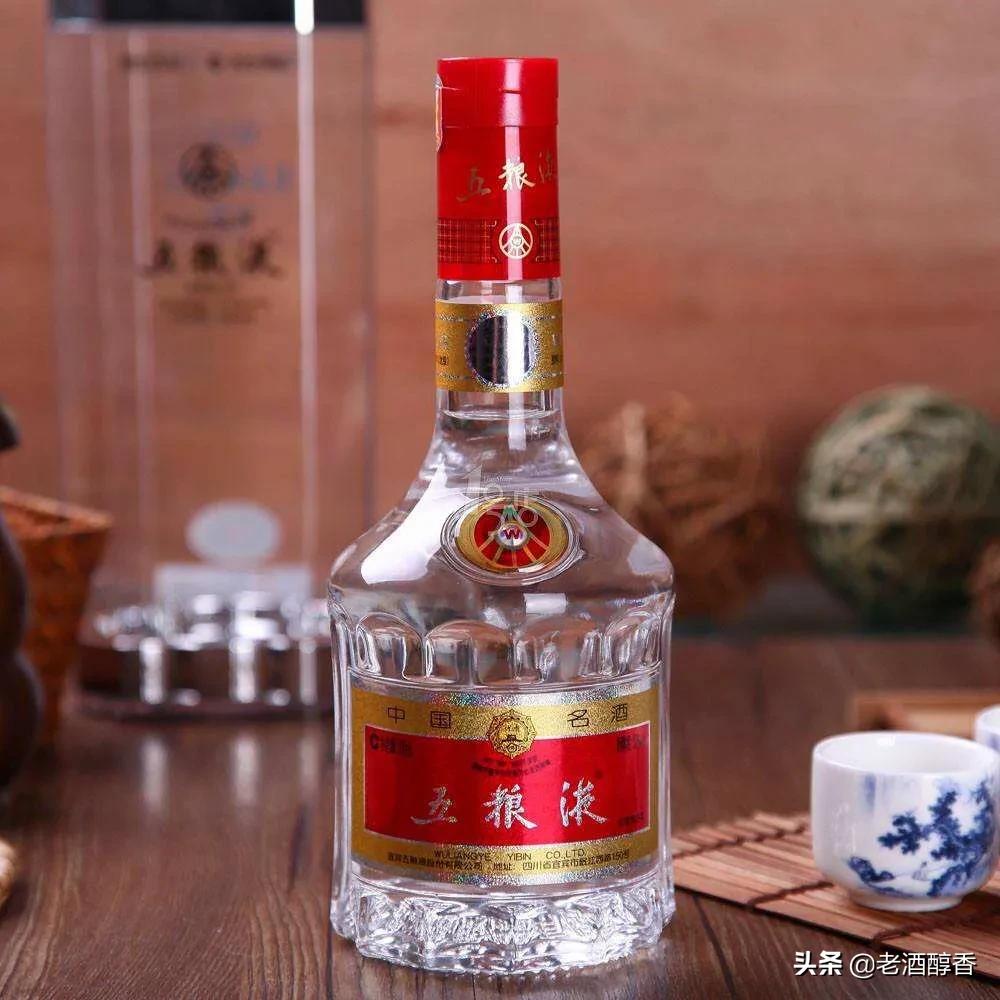 中国的名酒茅台五粮液汾酒竹叶青,梦之蓝茅台五粮液