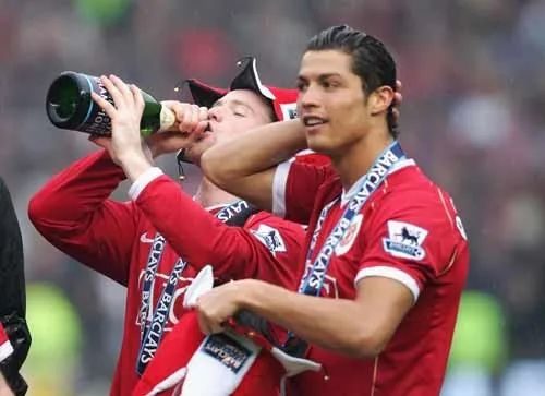 鲁尼联赛进球纪录,鲁尼出走半生