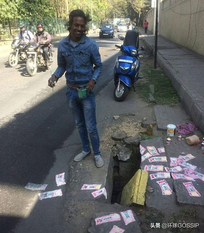 印度艺术家用脑洞大开的艺术手段对付路面坑洼,取得奇效