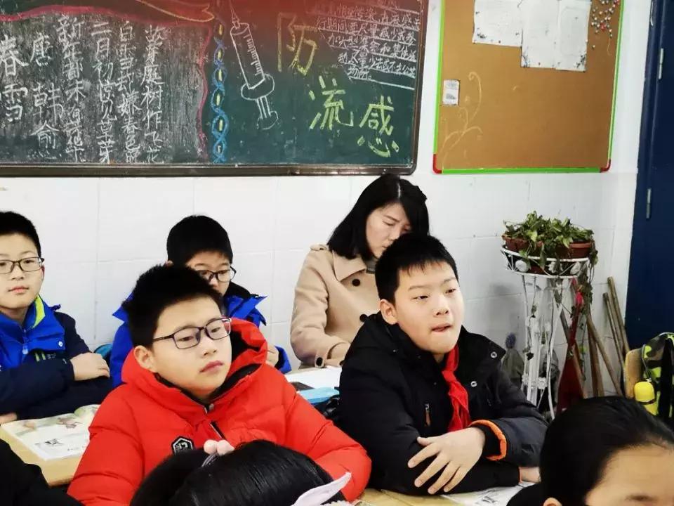 新年第一节课一年级,小学推门听课活动