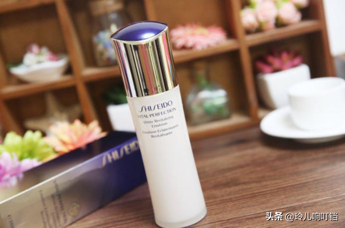 沙漠干皮水乳春季,沙漠干皮水乳夏天