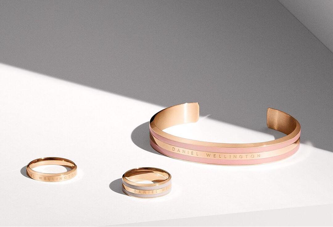 手表怎么搭配才能搭出女神范儿,简约百搭小众高级感手表