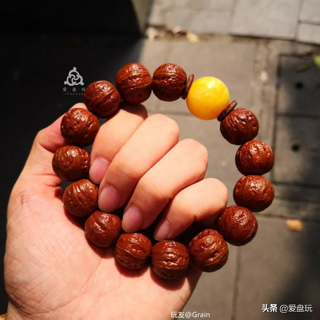 红玛瑙核桃包浆,超红核桃玛瑙包浆