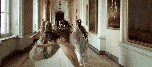 气温下降添衣保暖加盖棉被,气温骤降抗寒羽绒温暖上新