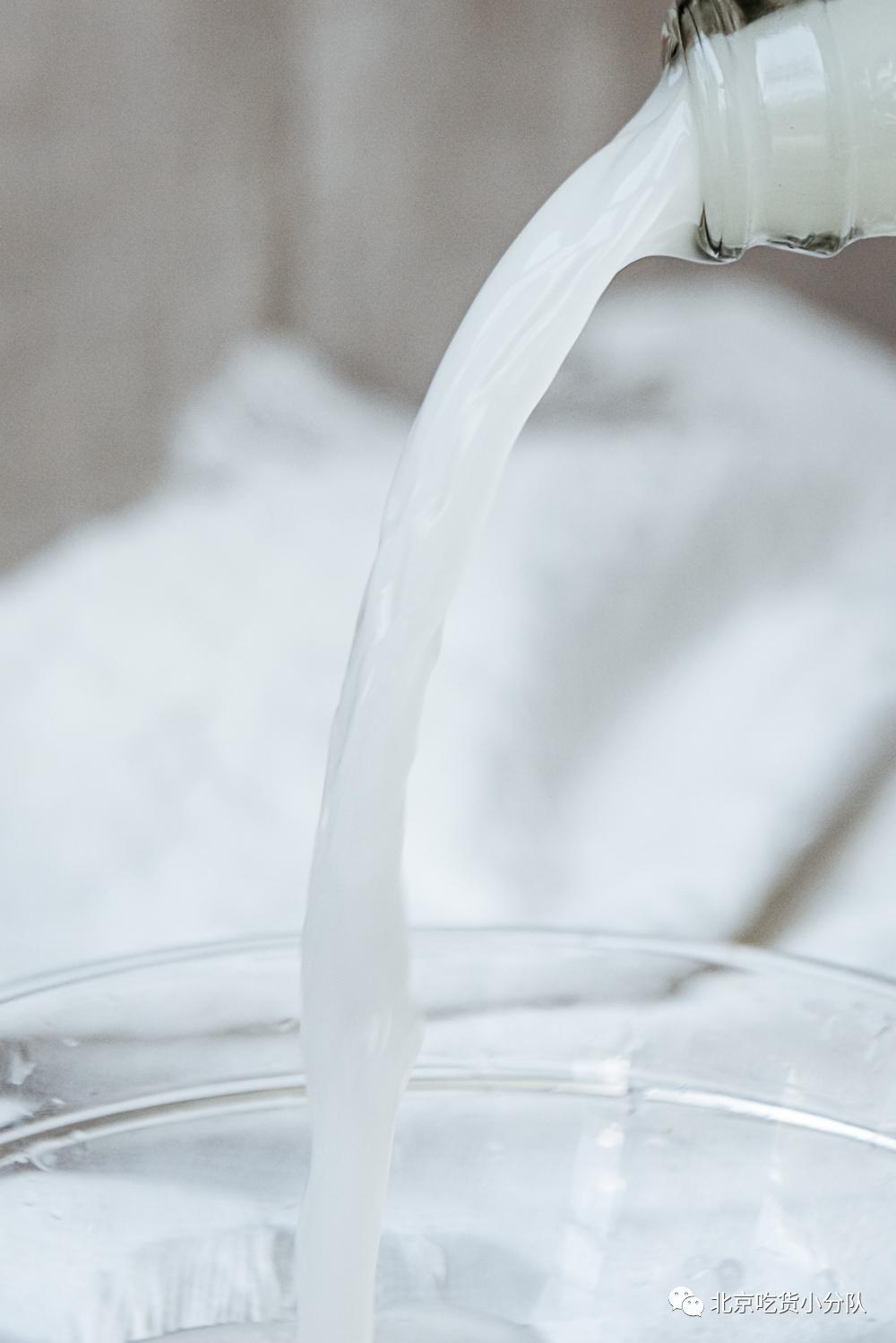 这届年轻人都在偷偷买什么零食,年轻人必买的零食