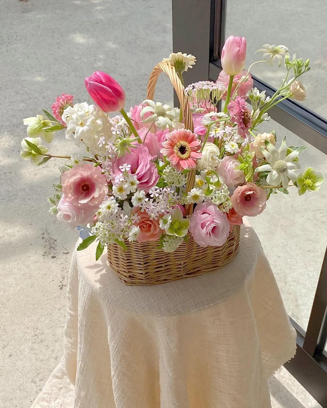 母亲节到了怎么做一束花送给妈妈,母亲节送给妈妈一束花特别简单的