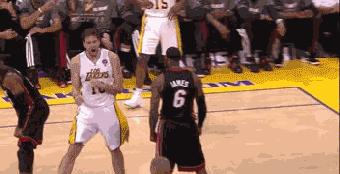 詹姆斯和张伟丽,詹姆斯能不能打赢大猩猩