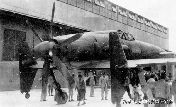 褰╃粯浜屾垬寰峰啗鍧﹀厠,褰╃粯涓殑鎴樹簤