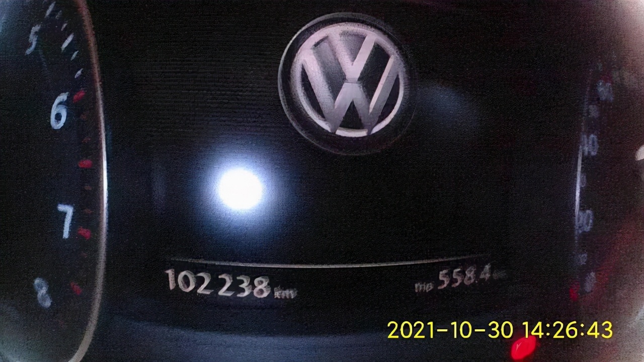 干冰清洗积碳和免拆治理烧机油,奥迪a4干冰清洗积碳解决烧机油