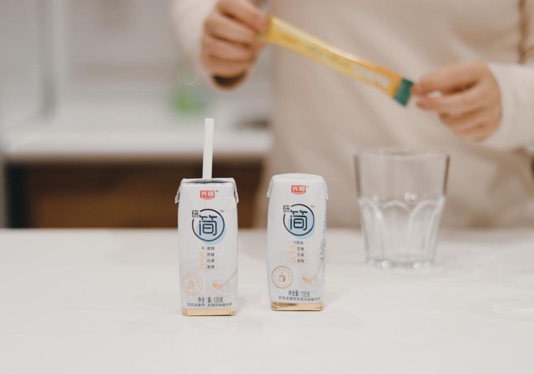 光明酸奶十多年前蓝色包装,光明酸奶十年前包装