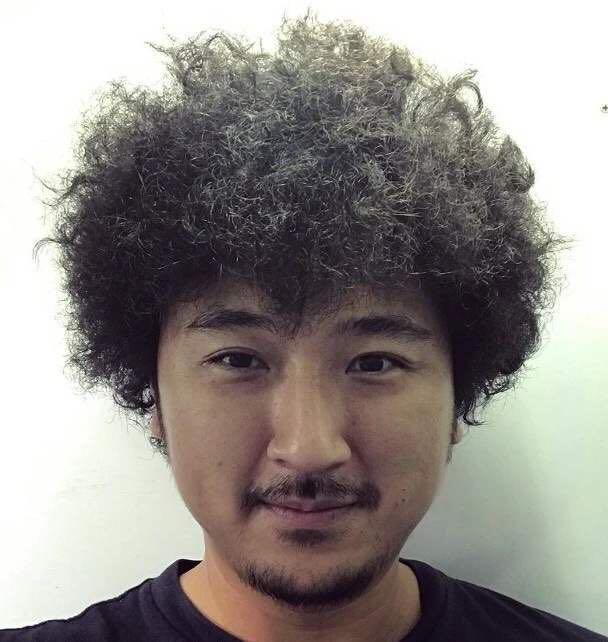 37岁男演员转行,38岁香港男星转行当公交司机