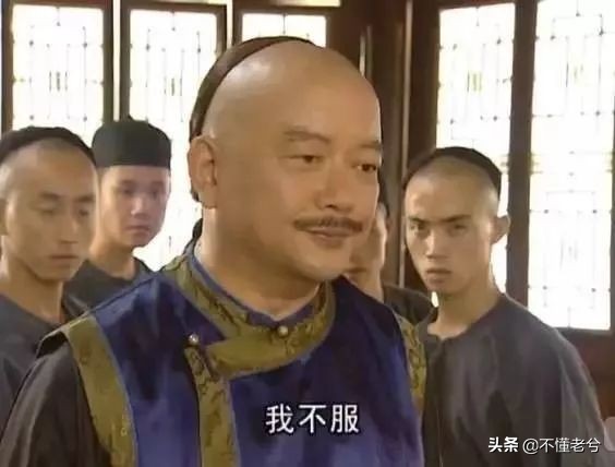 汤姆福特和迪奥哪个眼影盘好,汤姆福特20号眼影教程