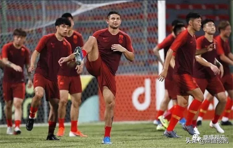 国足仍为求生而奋斗,国足何时才能强大