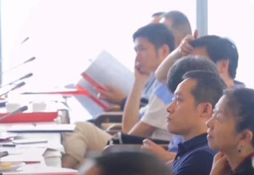 北大韦神讲课被质疑视频,北大韦神被哪个教授批评