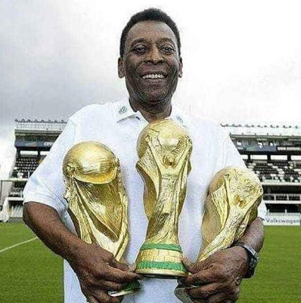 足坛十大前锋之c罗,足坛最有天赋的十大球星