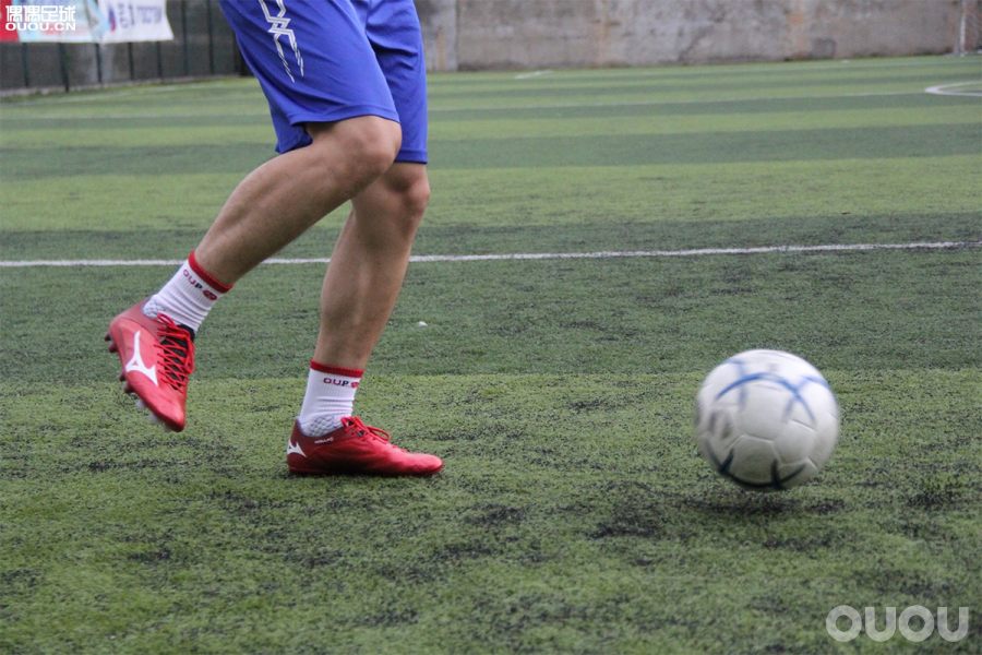 rebula足球鞋测评,日产足球鞋测评