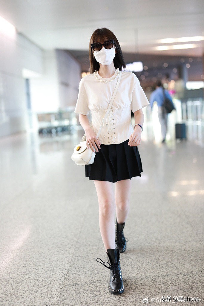 jc和cl哪个鞋子好穿,2018秋冬这3款短靴让你显瘦又时髦