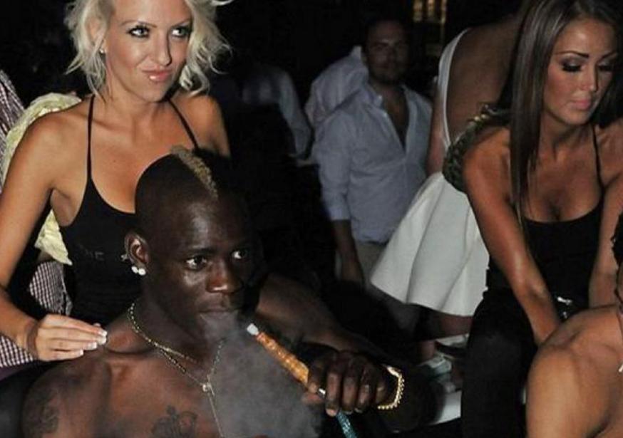 宸存礇鐗瑰埄鐜╃伀,宸存礇鐗瑰埄鍙戦瑙嗛