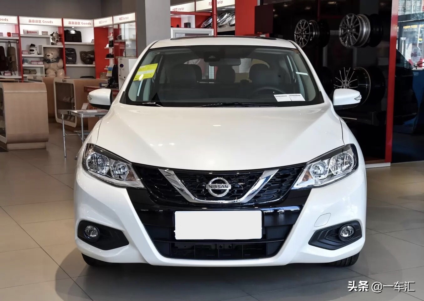 新款骐达和经典轩逸,新款骐达跟轩逸哪个值得买