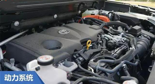 试驾丰田rav4荣放2023款风尚plus版,家用suv选rav4荣放和crv哪款合适