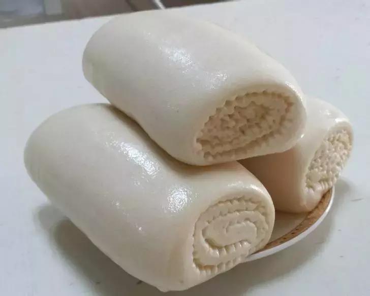 天津特色美食天津煎饼果子 (天津风味小吃三绝)