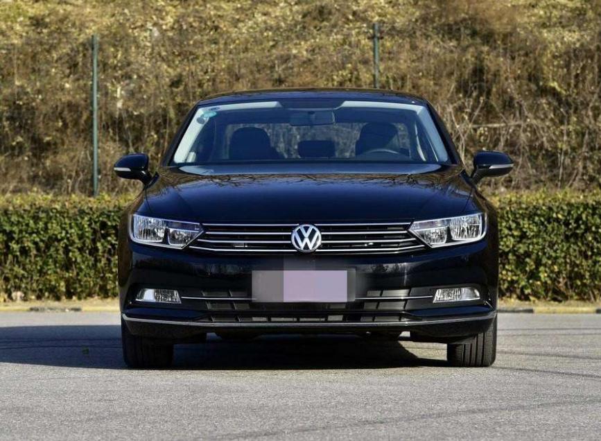 1.4t迈腾动力够用吗视频,迈腾1.4t和2.0l天籁哪个省油