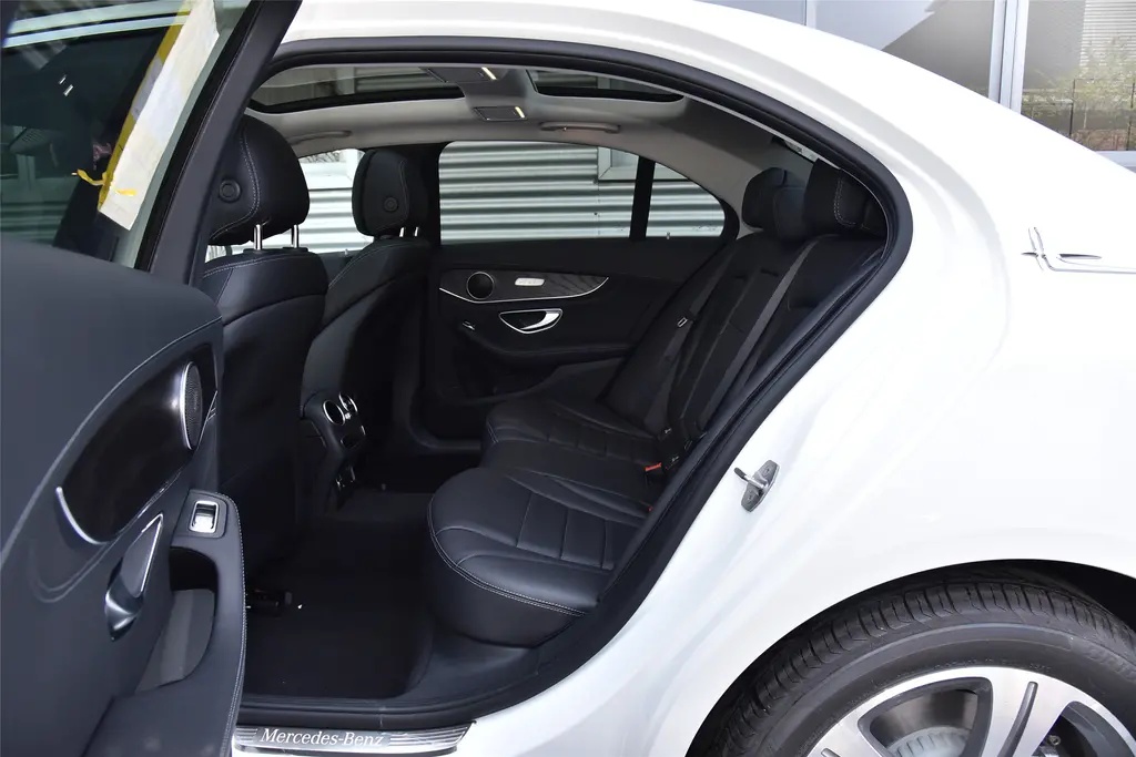 奔驰c级2015款c3002.0t自动,进口奔驰c级2010款c2601.8t