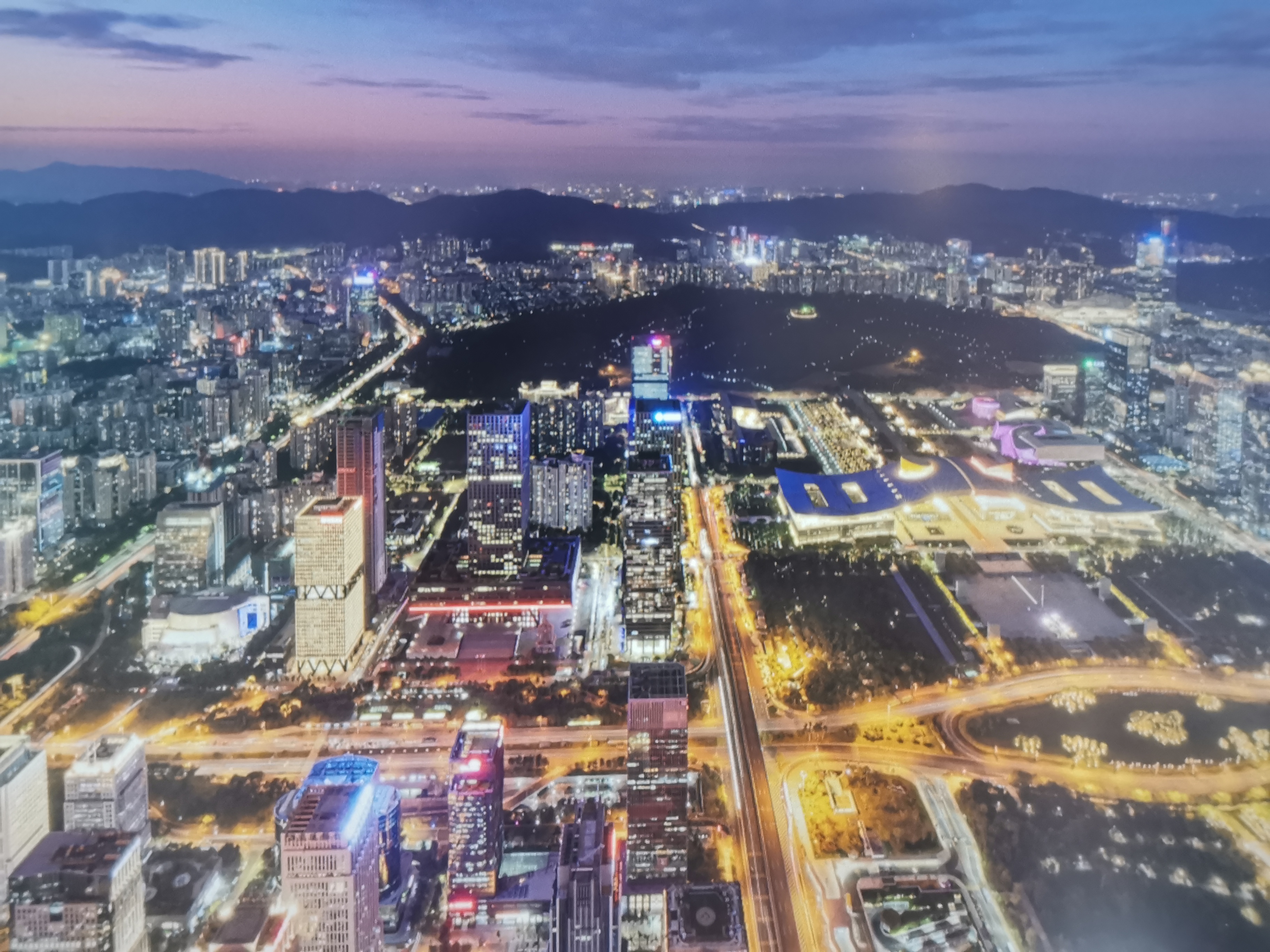 深圳第一高楼平安金融中心,深圳第一高楼平安观光