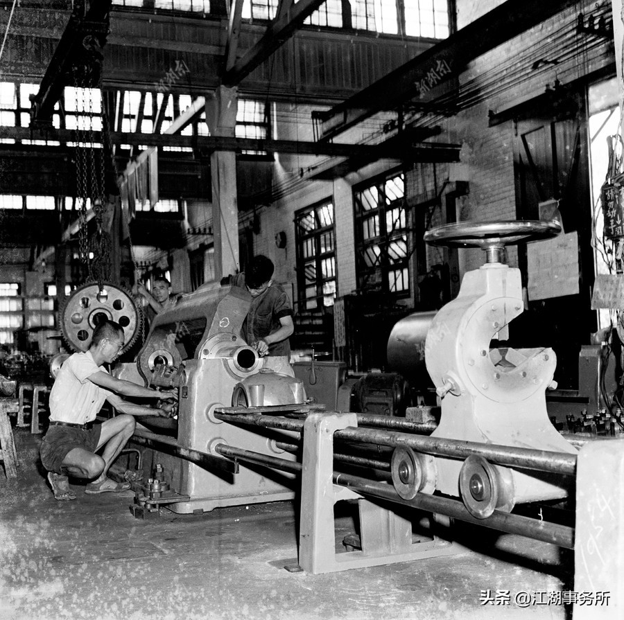 美国再使坏！瑞士若断供高端机床，中国制造业的根基撑得住吗？