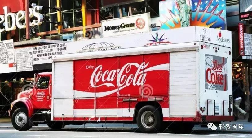 圣诞节奶茶店搞什么活动吸引人,圣诞节奶茶店营销方案成功案例