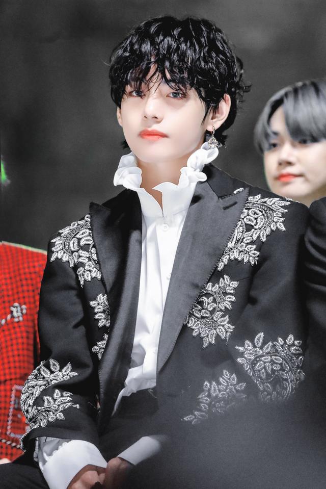 全球最帅100人王一博,全球最帅百大面孔王一博