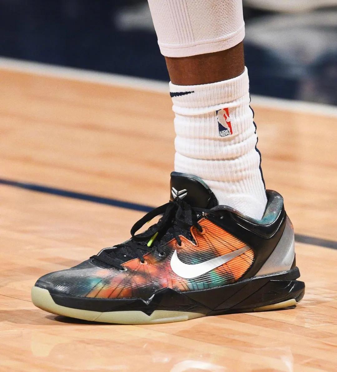 掘金勇士季后赛上脚球鞋,nba球星上脚球鞋22-23