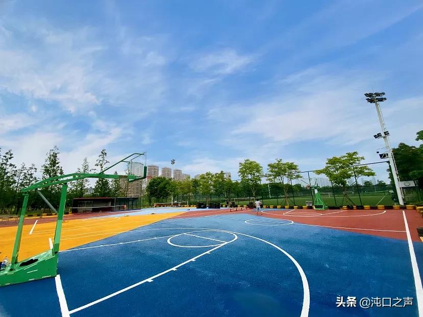 武汉沌口室内儿童游乐场推荐,沌口足球主题公园