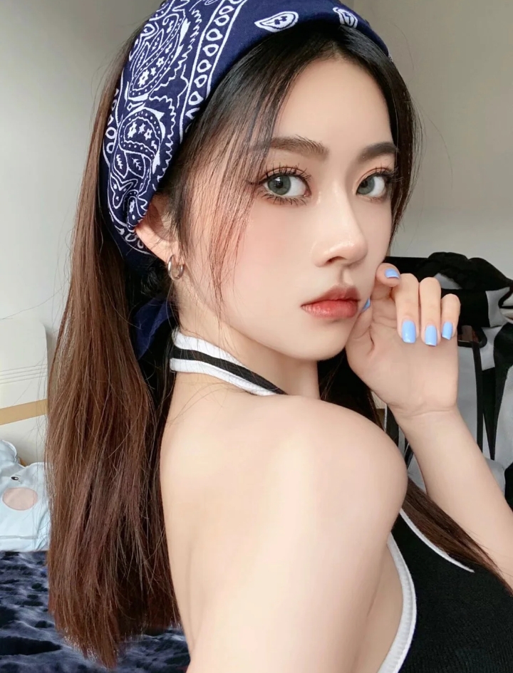 头巾的时尚扎法,lisa头巾造型